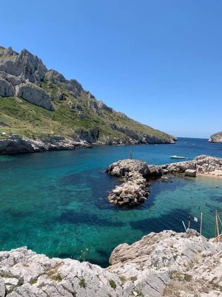 Les Prairies De Fenestrelle Spa & Piscine Au Calme Aubagne Exterior foto