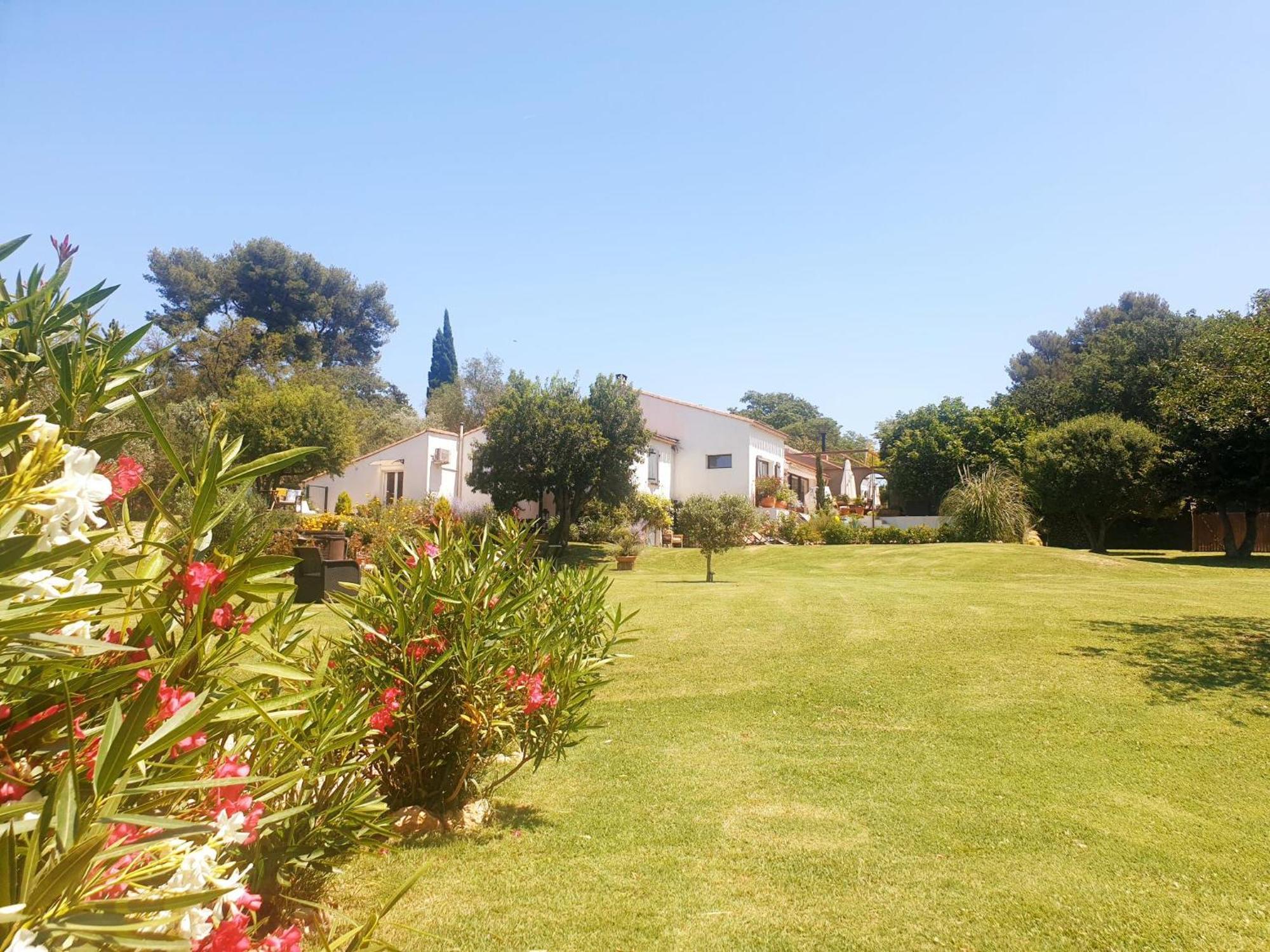 Les Prairies De Fenestrelle Spa & Piscine Au Calme Aubagne Exterior foto